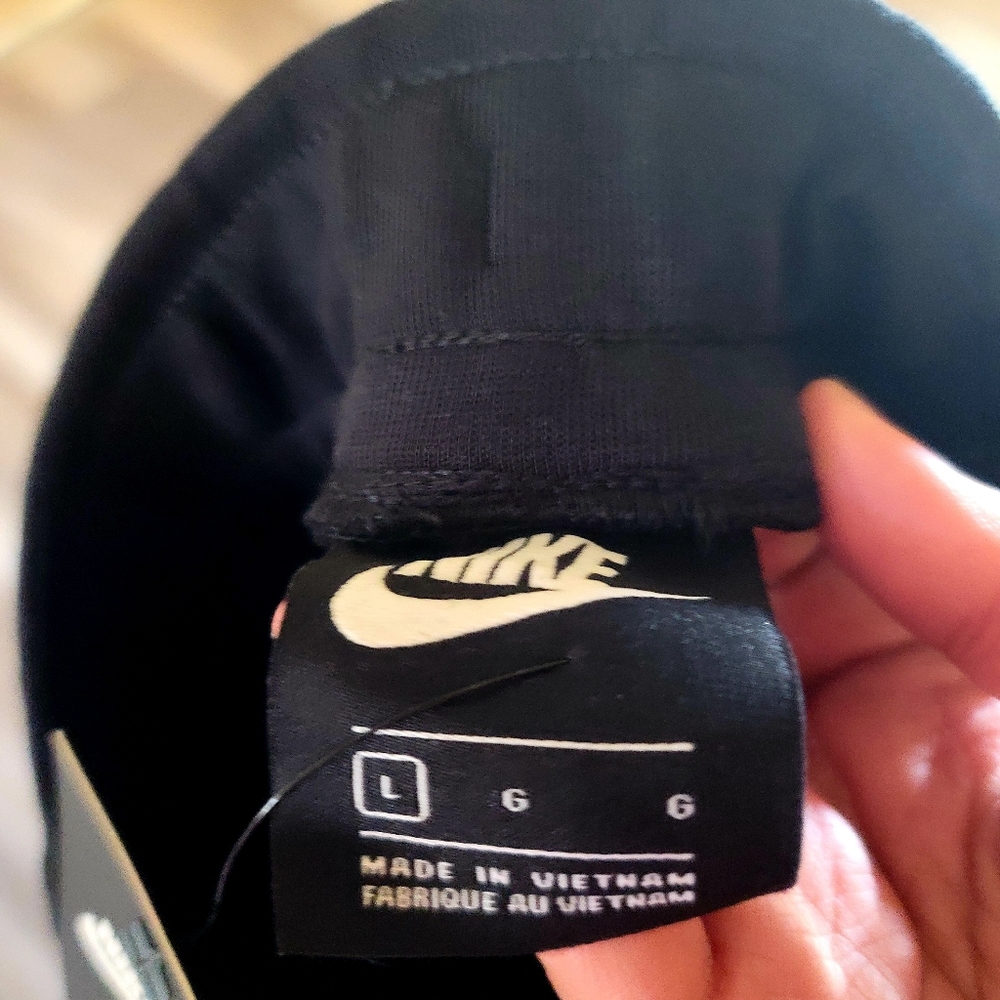 NWT nike big kids tech fleece joggers black - Picture 7 of 7